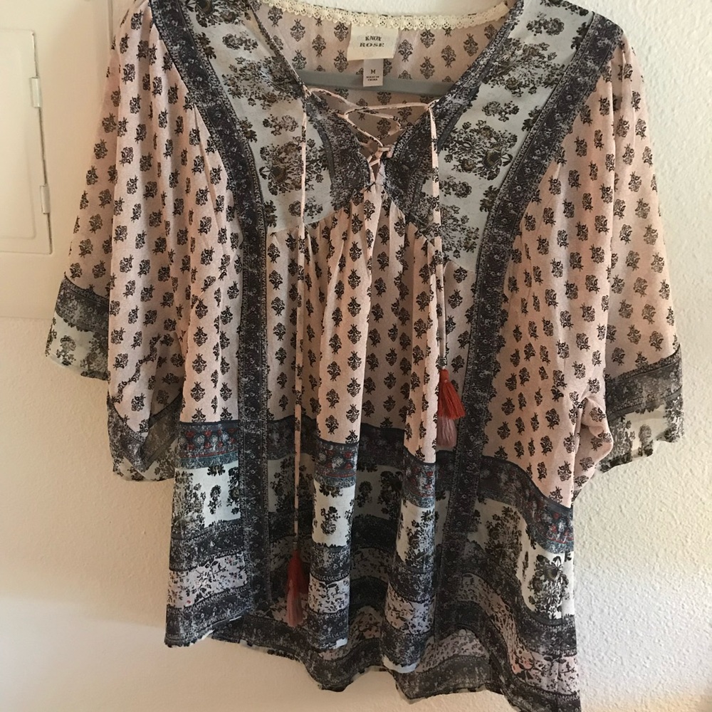 Knox Rose flowy multi color blouse